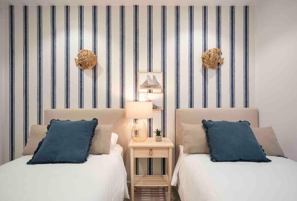 Seawiews Deluxe Sinesedesignhomes Apartment Almunecar