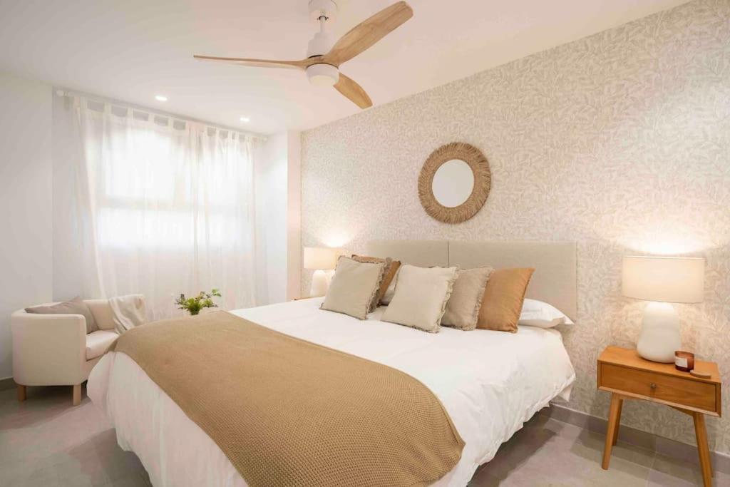 Seawiews Deluxe Sinesedesignhomes Apartment Almunecar