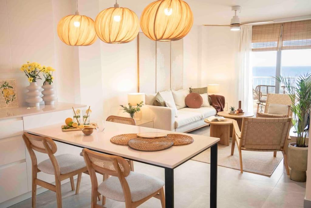 Apartment Seawiews Deluxe Sinesedesignhomes *