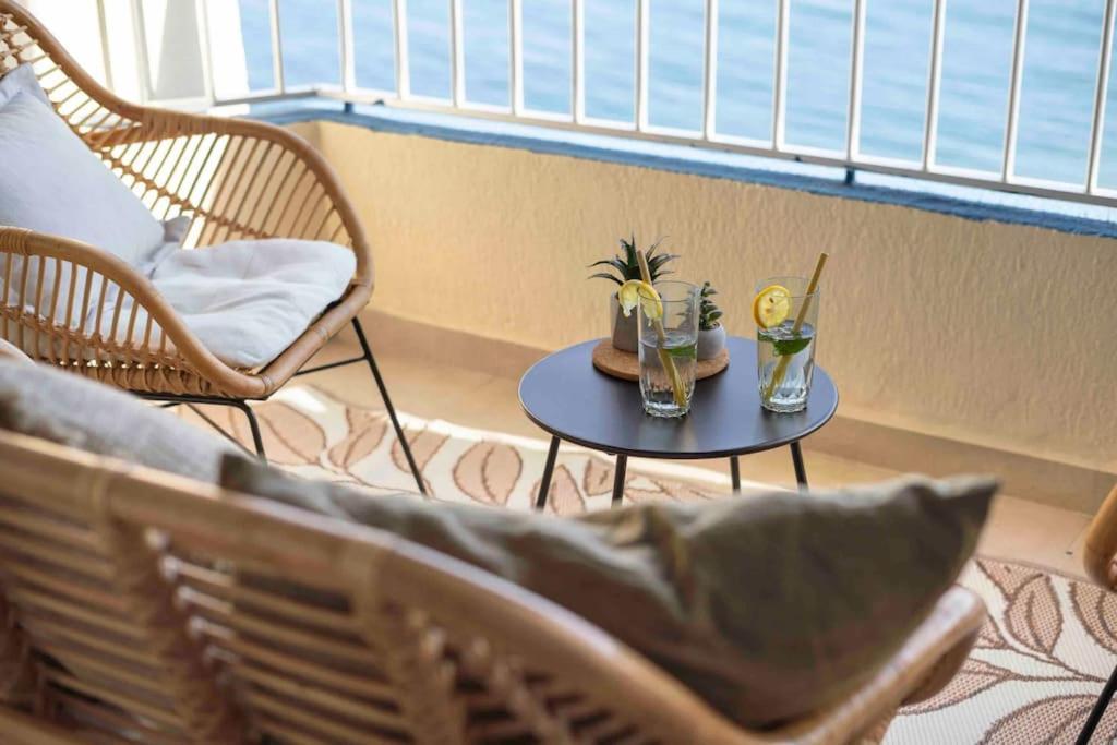 Apartment Seawiews Deluxe Sinesedesignhomes *